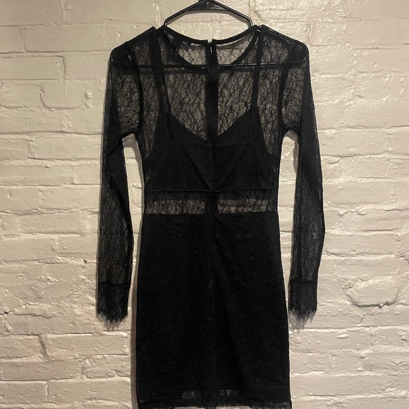 Lacy Black Dress - Picture 5 of 7